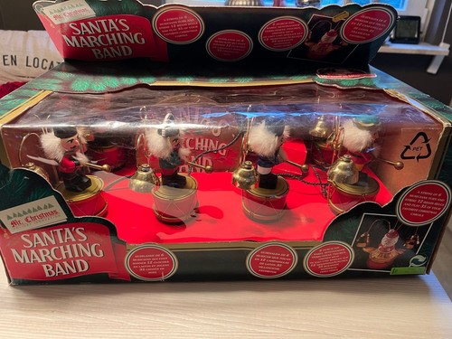 Christmas santa s - mr., marching